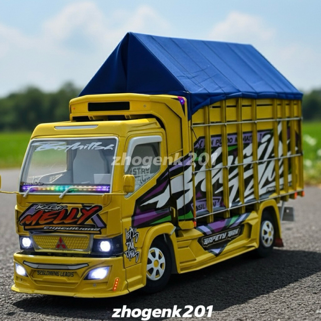 PROMO Miniatur TRUK OLENG Full Variasi Lampu Terpal Dari Kayu Asli - Mainan Anak Truk Oleng Non Rc P