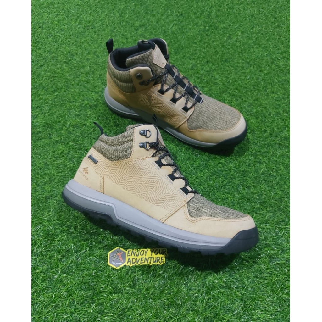 sepatu gunung trekking quechua size 44