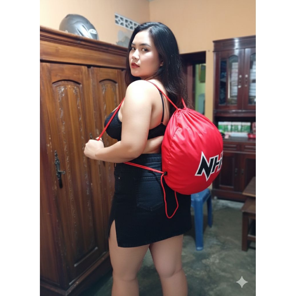 Sarung Helm NHK Merah Ukuran Universal