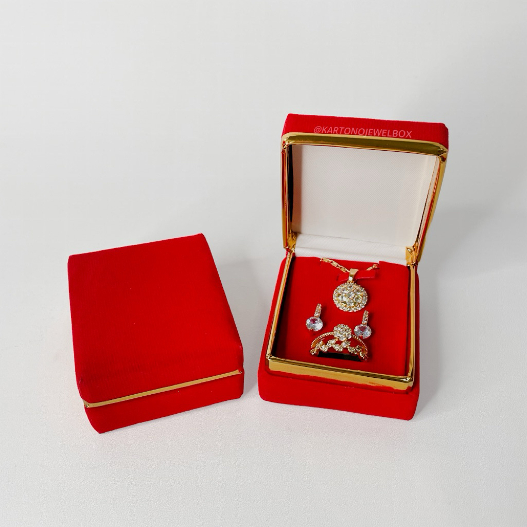Kotak Perhiasan SET Kecil / Kotak Emas / Box Perhiasan Liontin Set Beludru Tempat Souvenir Aksesoris
