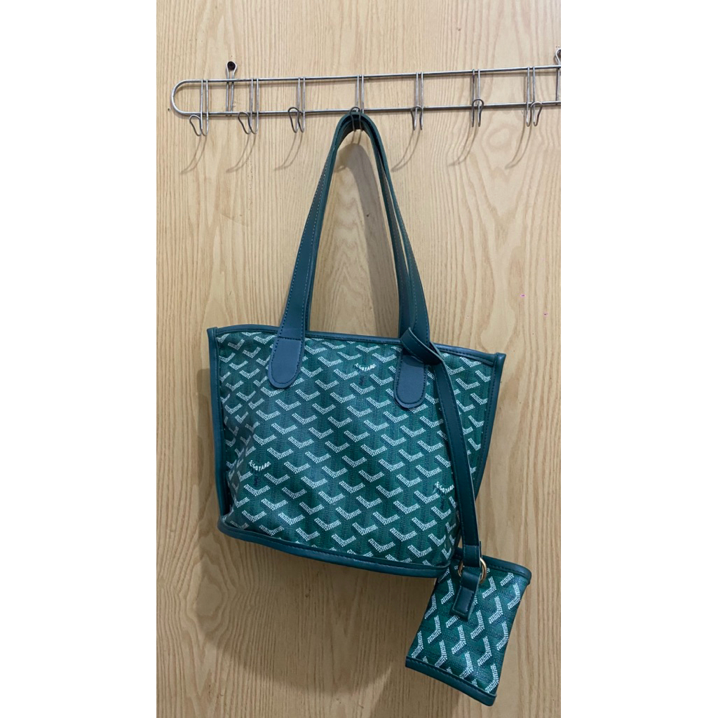 tas goyard