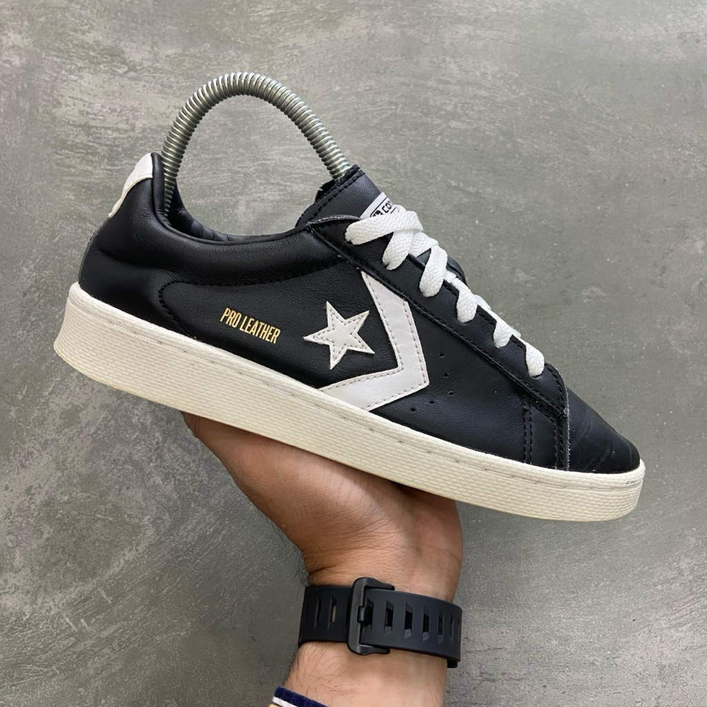 [Size 37.5] Converse Pro Leather OX Black White 2020 (167238C) Second Original Kondisi Mulus. Harga 