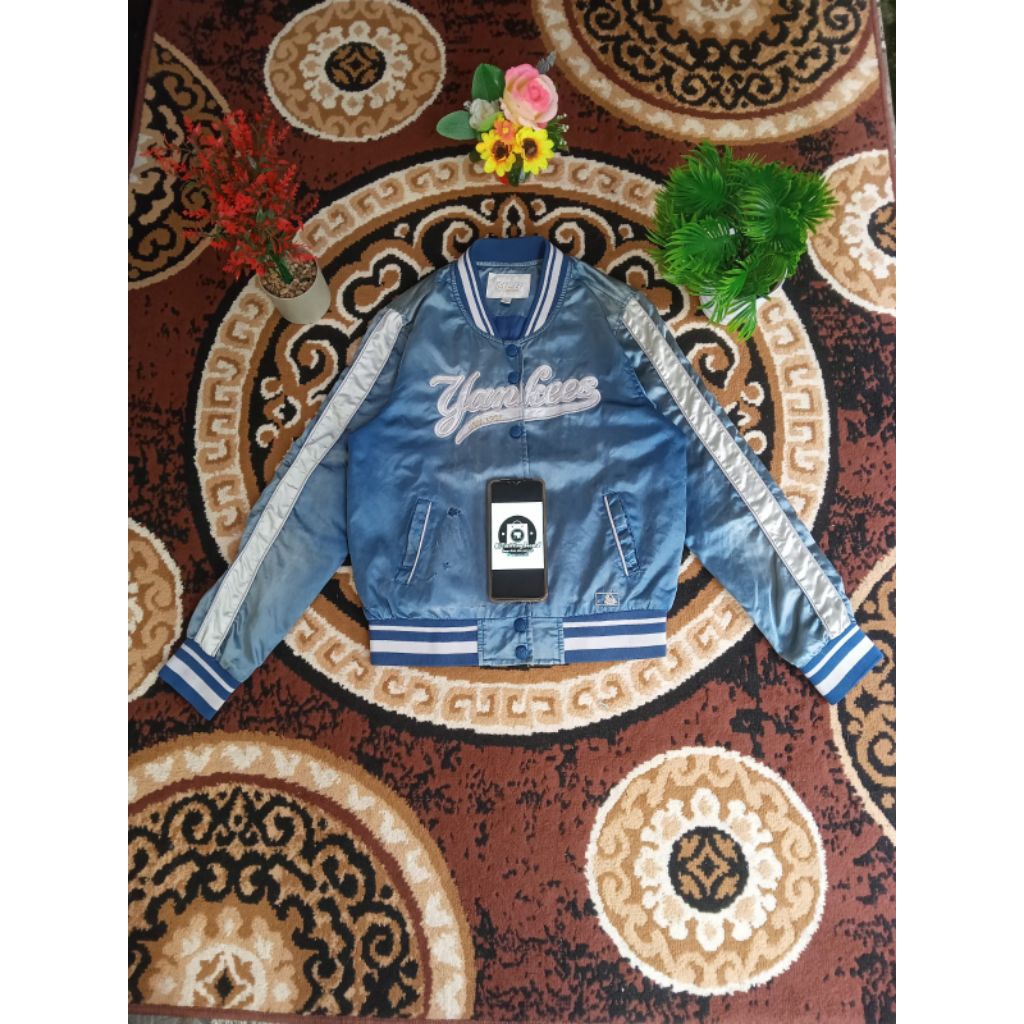 VARSITY MLB YANKEES TEMPUR