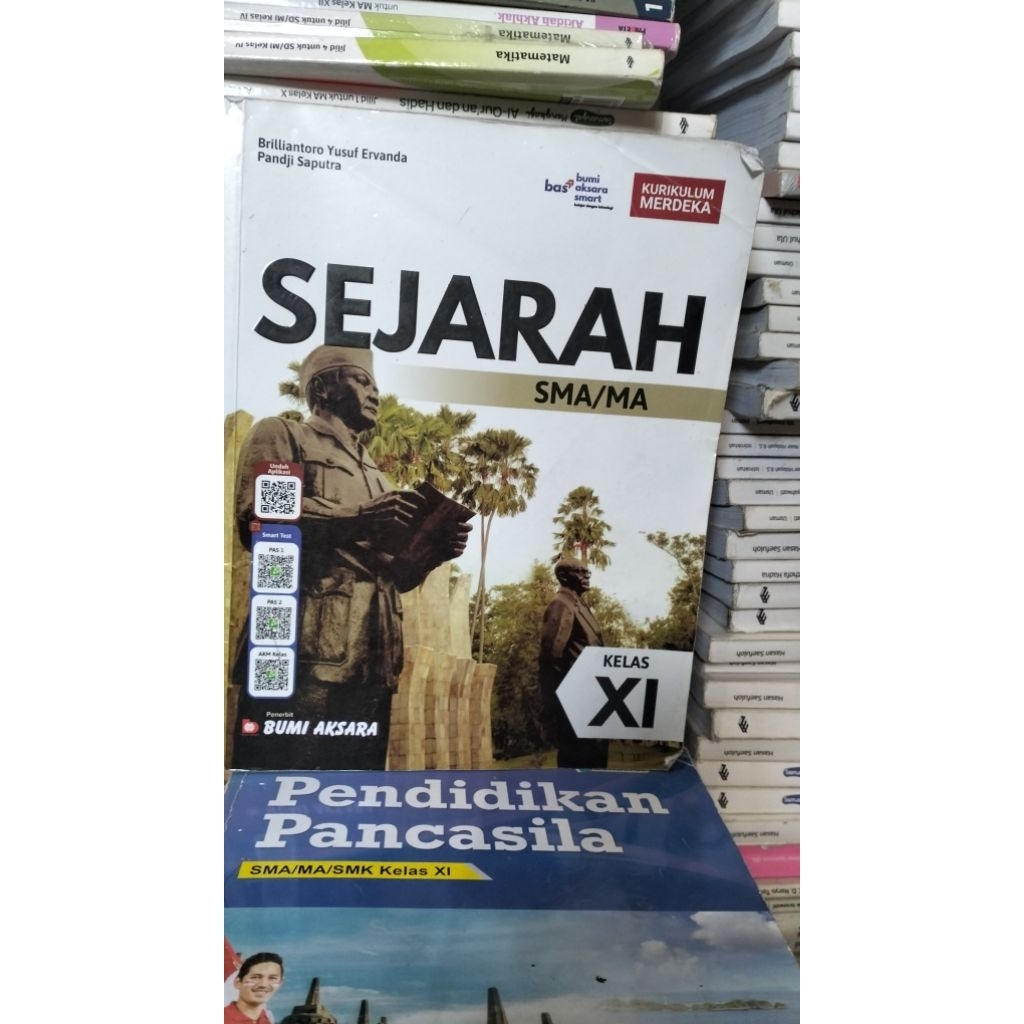 AEJARAH SMA/ MA KELAS 11 KURMER BUMI AKSARA