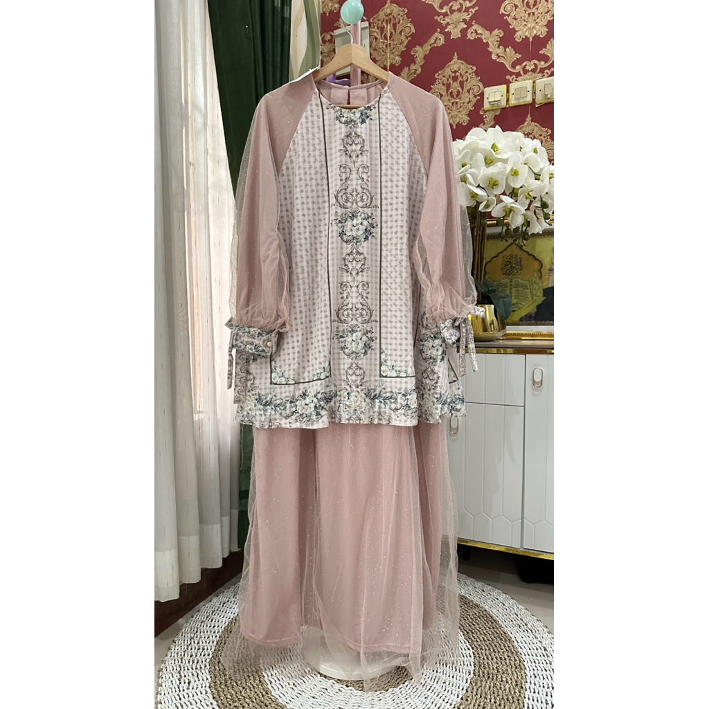 NAURA DRESS TILE BLING BLING