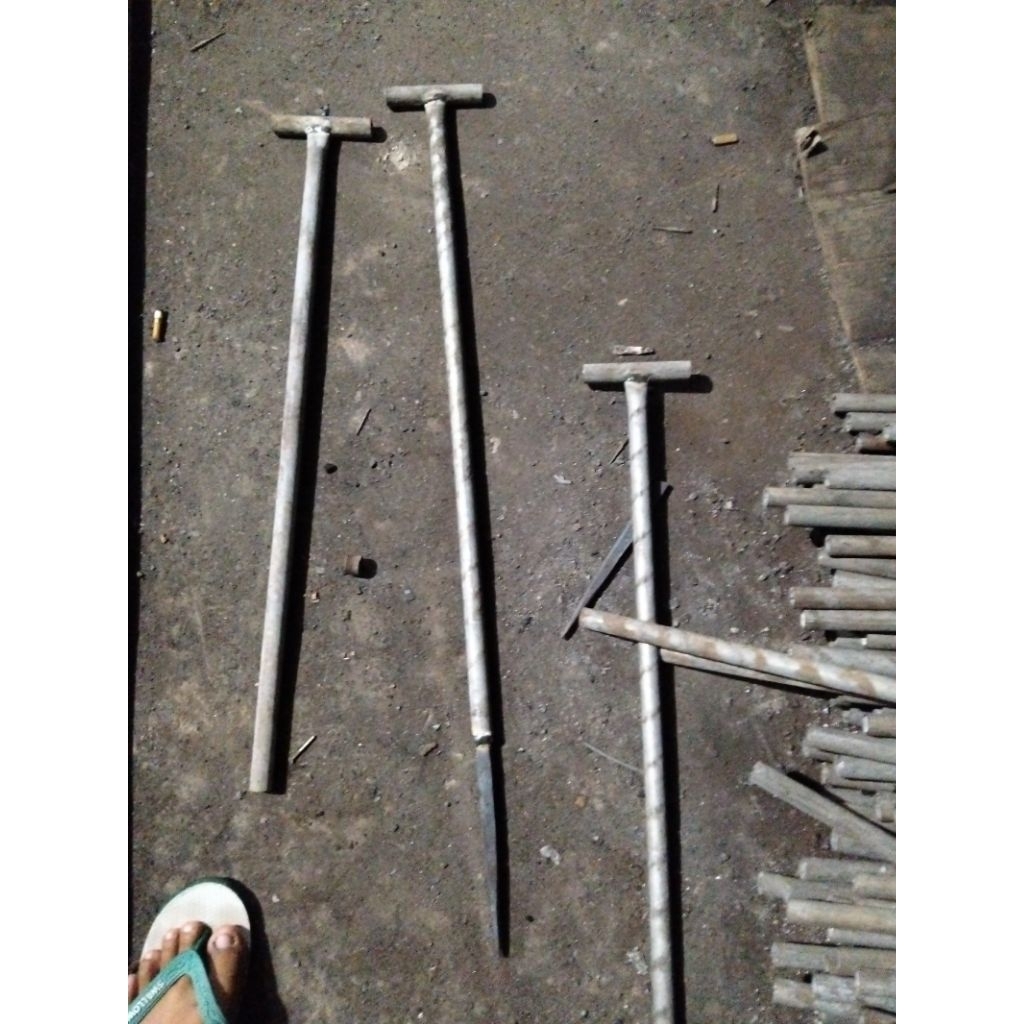 tojok angkat buah sawit