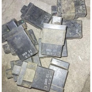 CDI Yamaha Mio Old 28D / 5D9  Yamaha Vega ZR Original BAHAN MATI / SERVIS