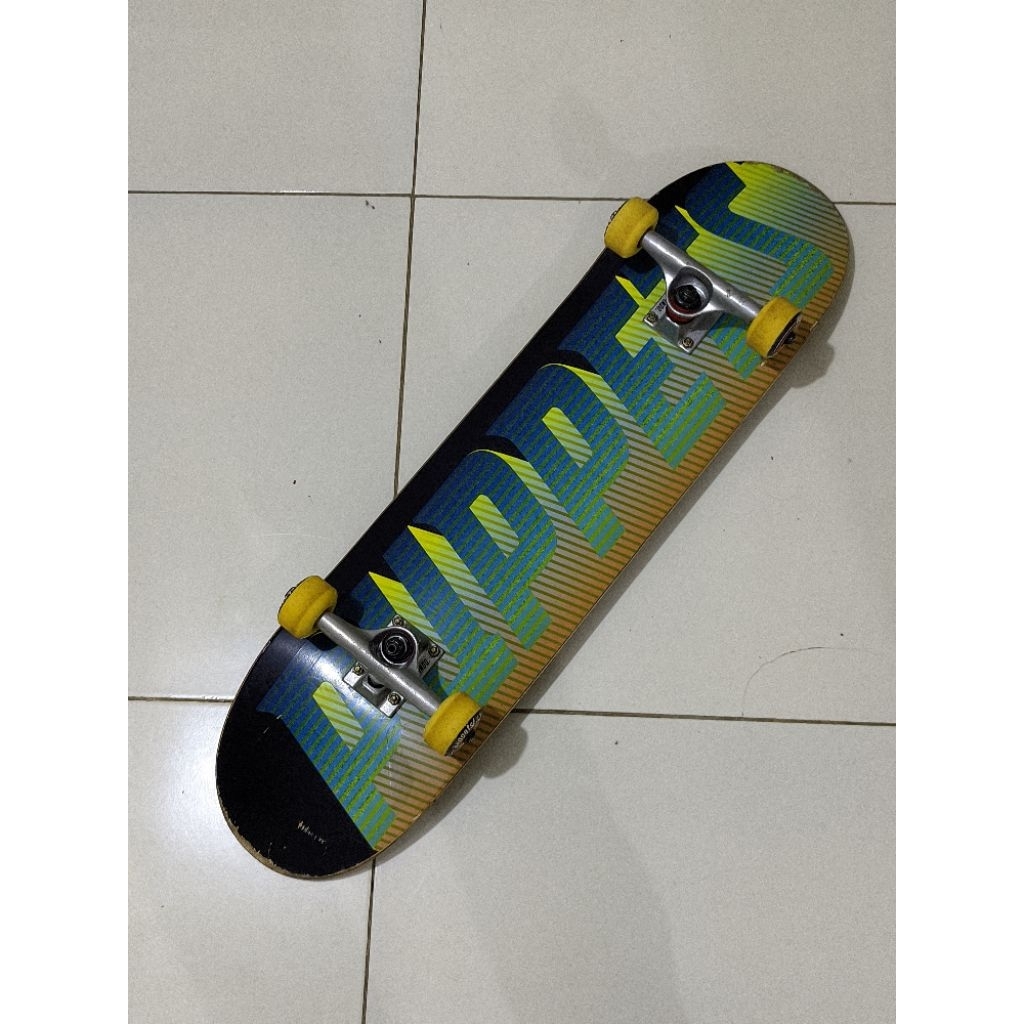puppets skateboard fullset like new