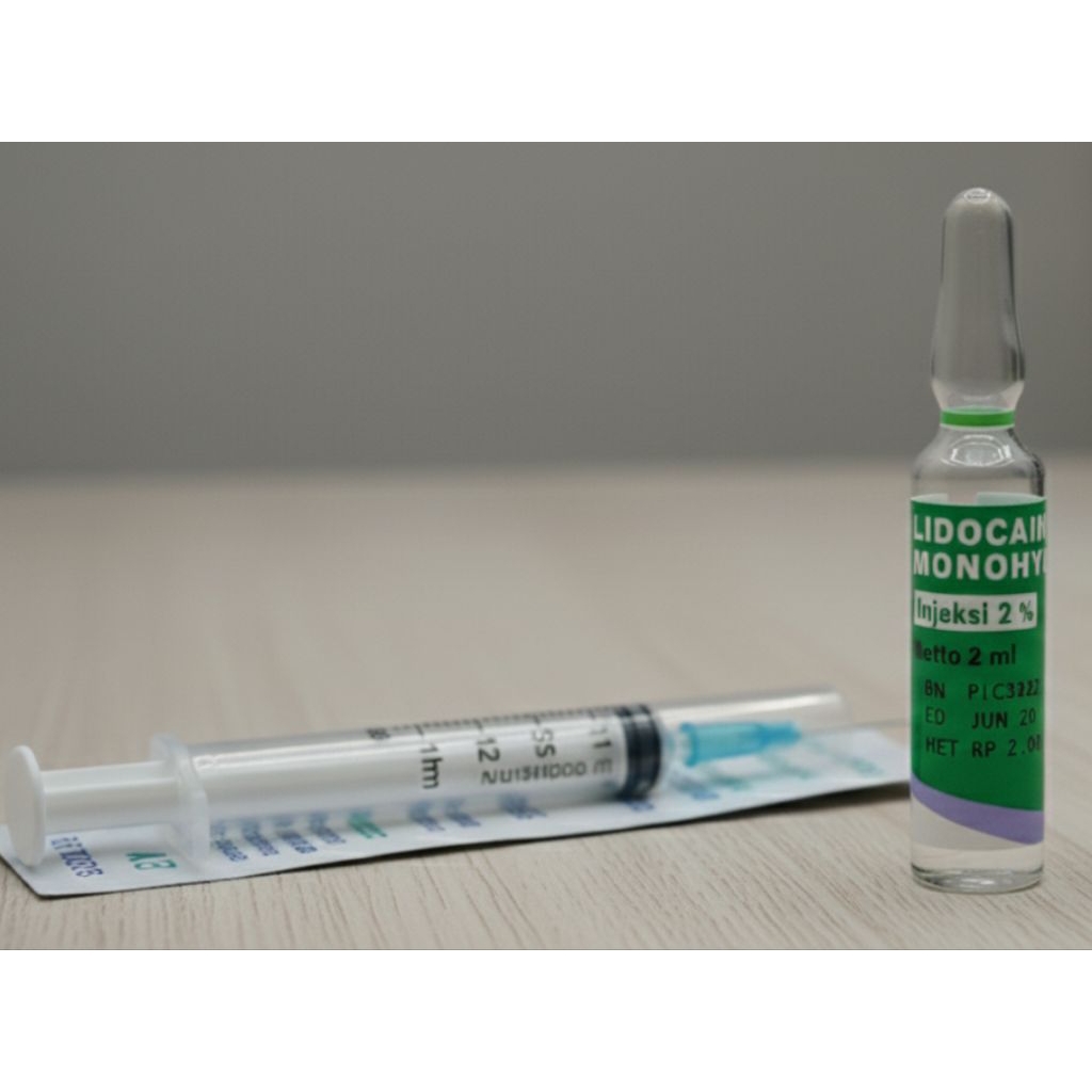 lido cain 2% + injek 3cc bius lokal + injek 3cc