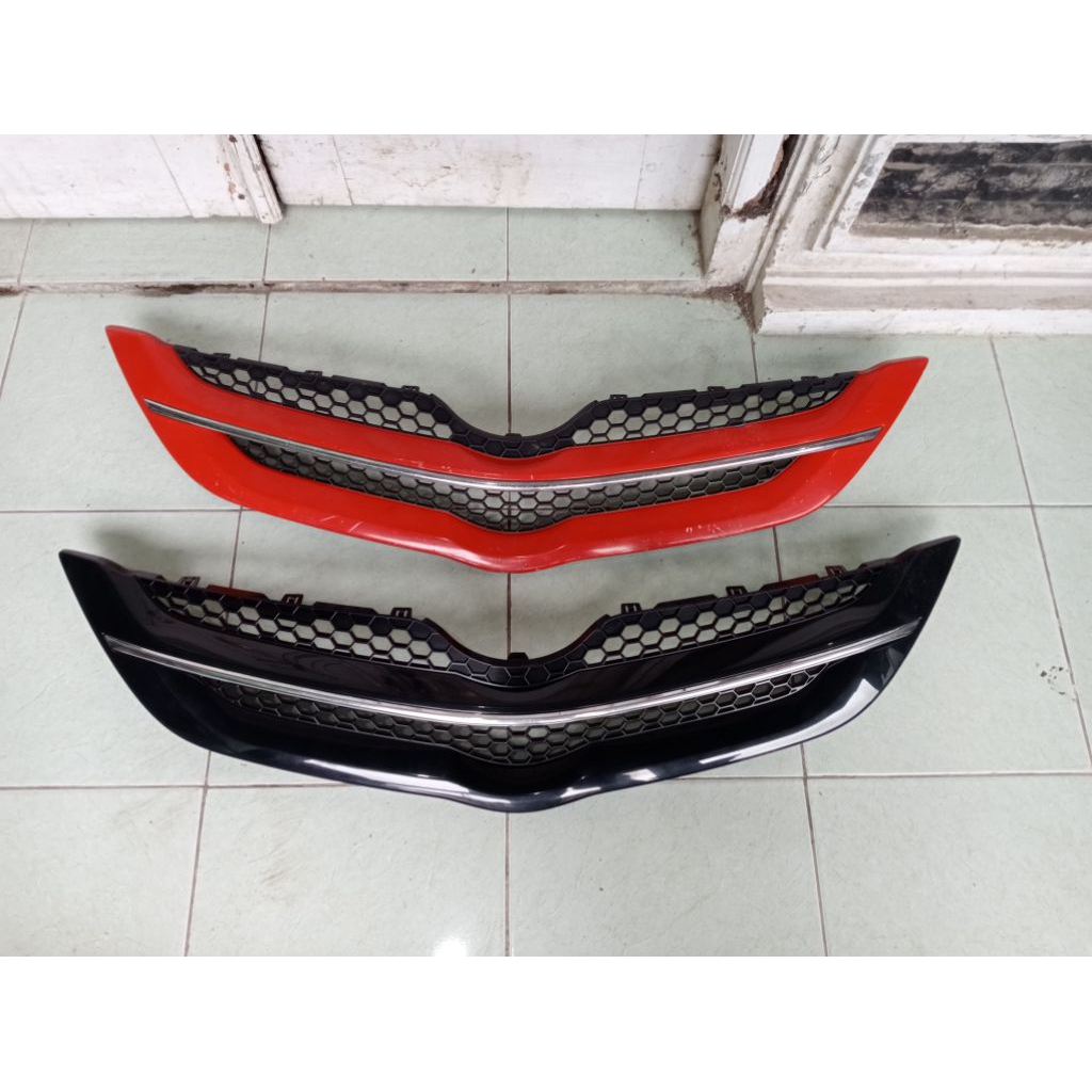 Grill Toyota Vios limo gen 2 th 2007 SD 2012 original second