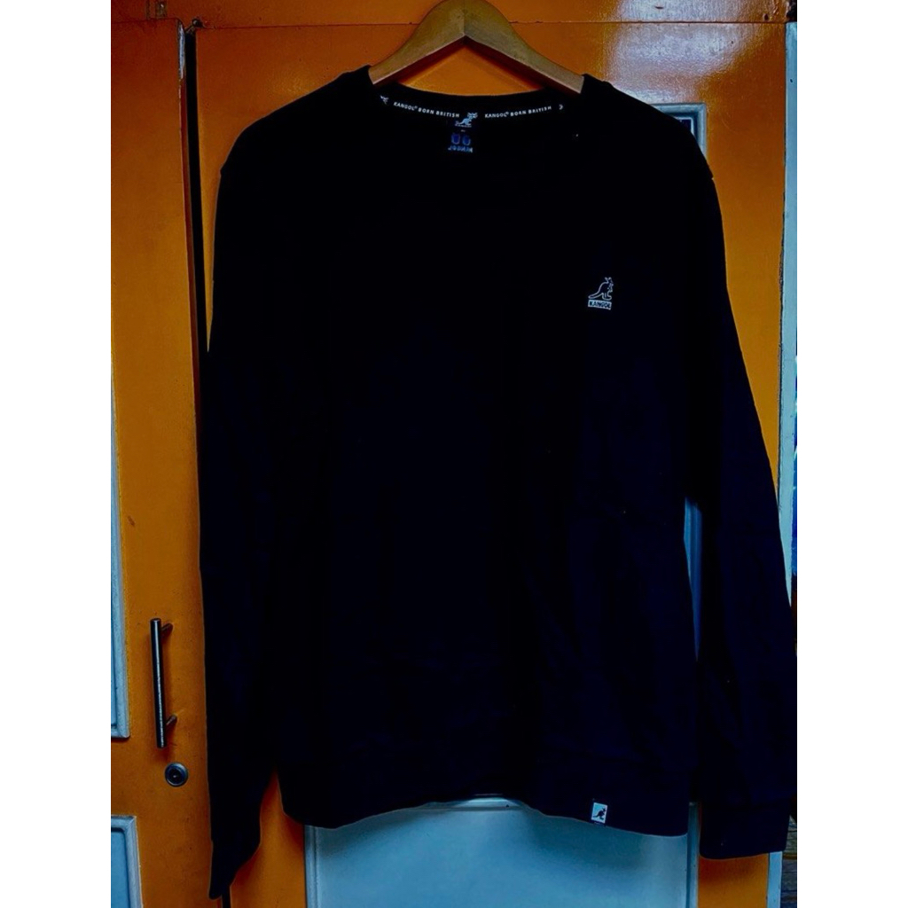 Preloved crewneck kangol