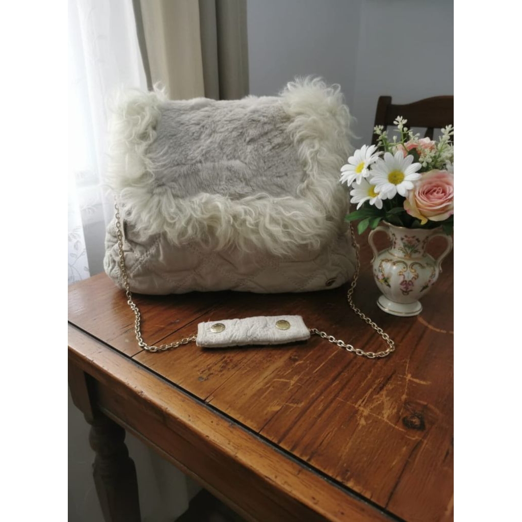 SLING BAG BULU JILL STUART BARU