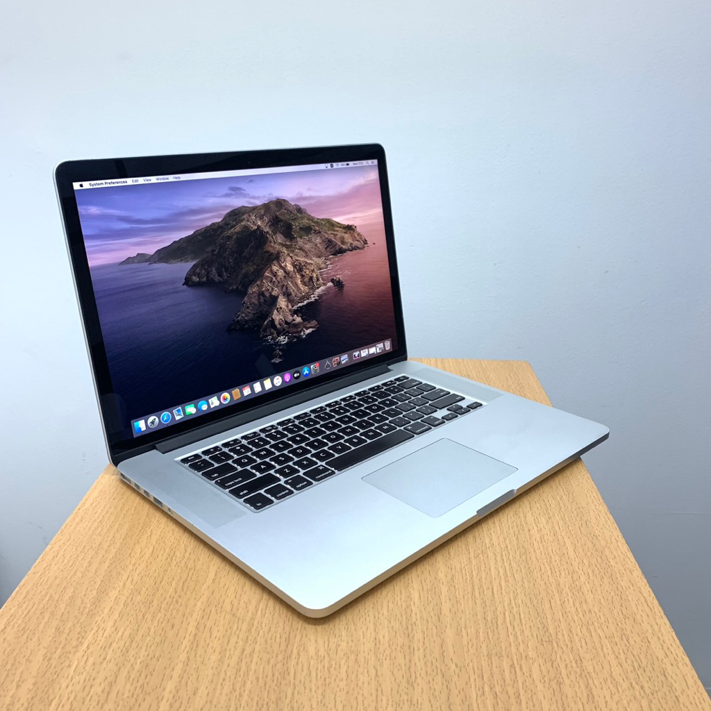 Macbook Pro Retina 15inch 2012 core i7 || RAM 8/16gb SSD 128gb - BACKLIGHT