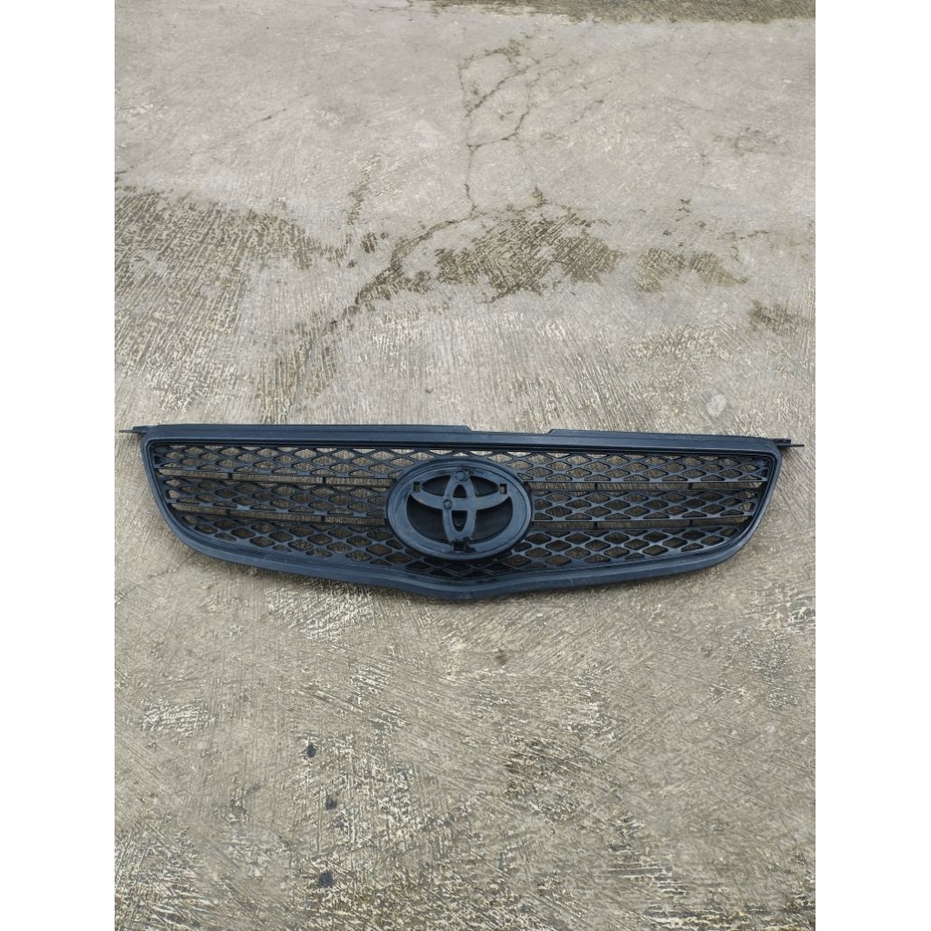 (Original)grill depan toyota vios limo gen1 tahun 2003-2006