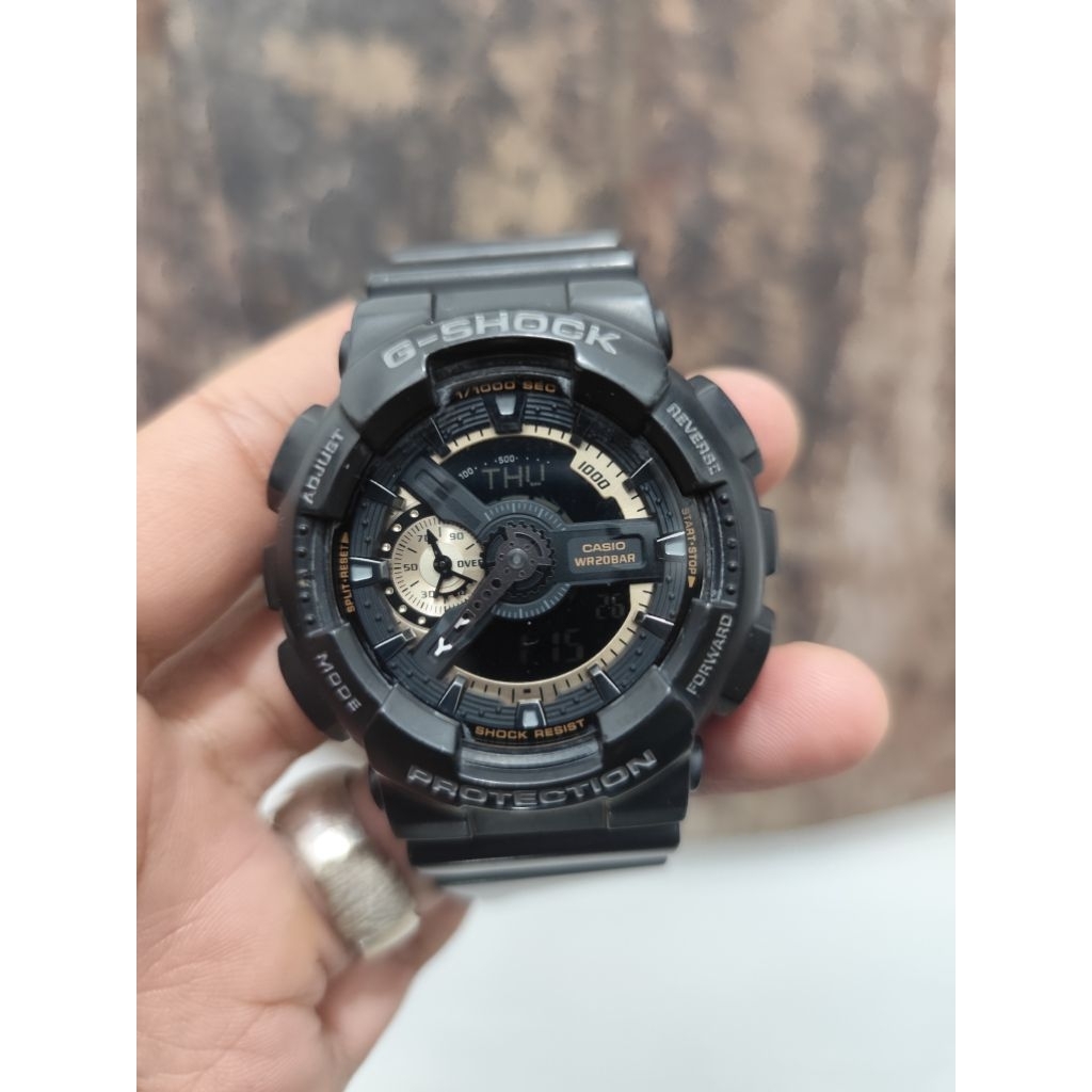 Preloved G SHOCK GA 110 GD Mulus