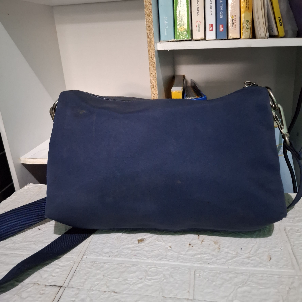 Preloved Tas Selempang ala Lacoste