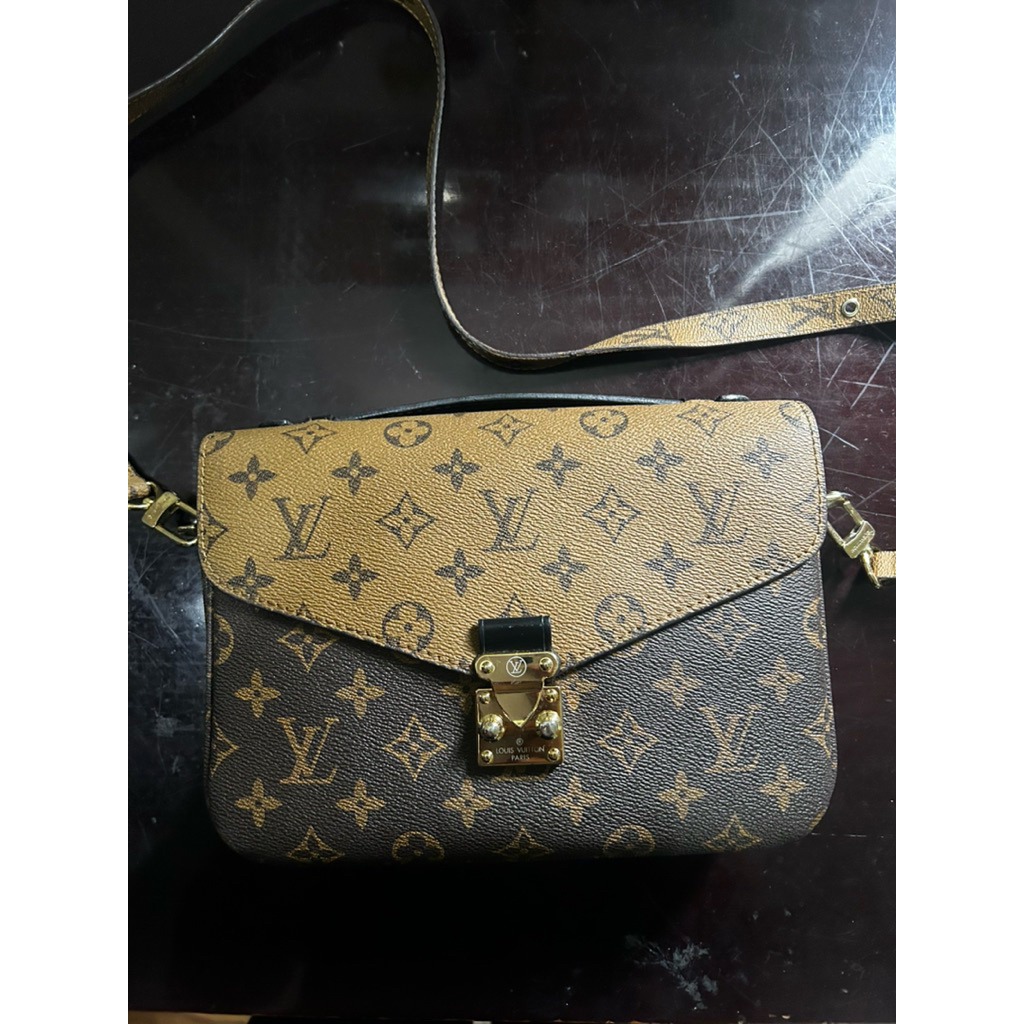 Preloved: Premkiun LV Pochette Métis Monogram