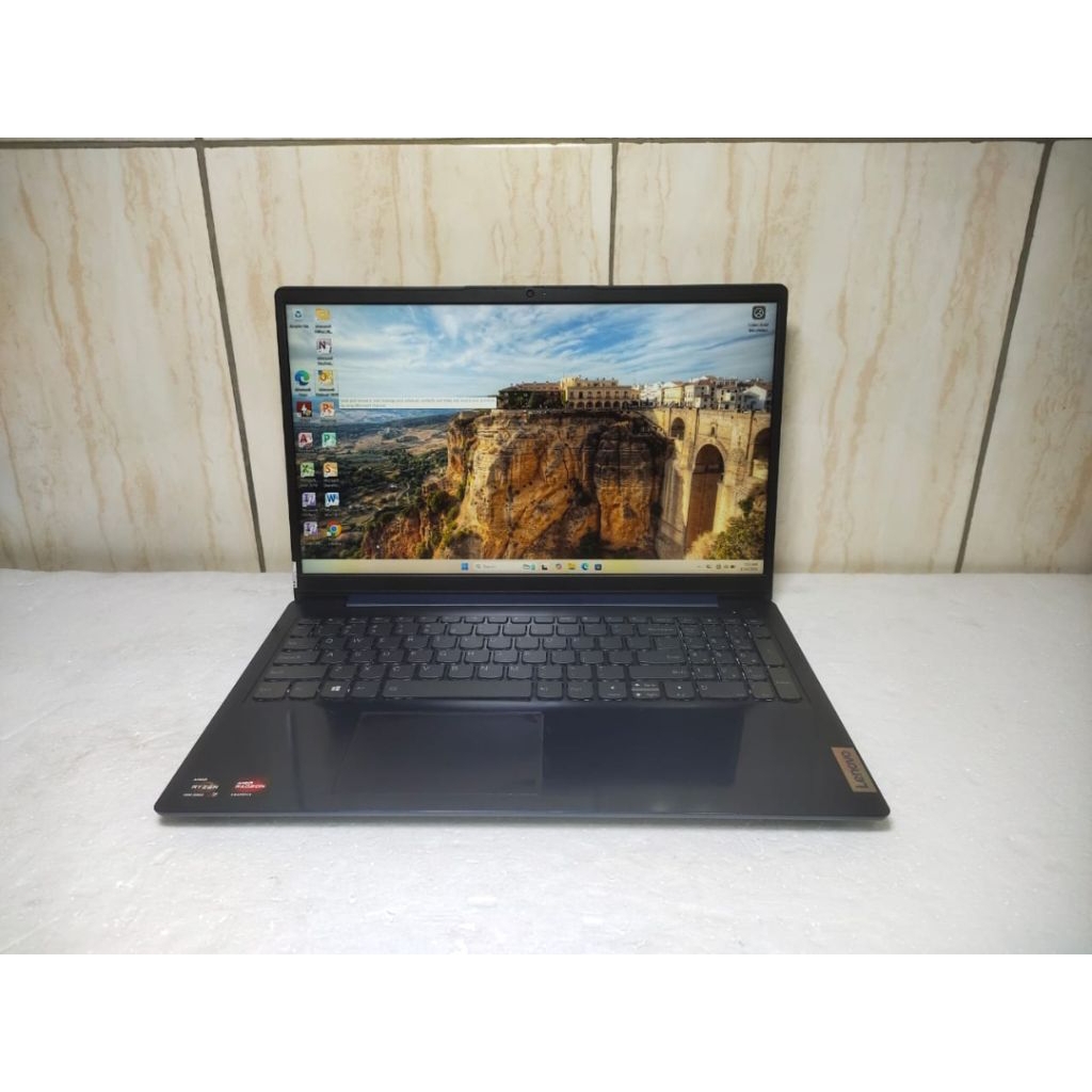 B69 Laptop Lenovo ideapad 3-15ALC Ram 12gb SSD 512gb AMD Ryzen 7-5700U Layar sentuh