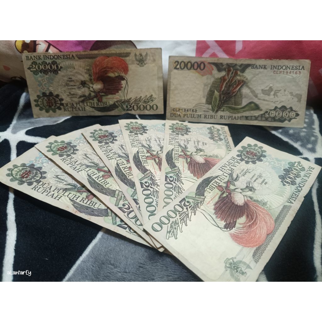 UANG KERTAS KUNO 20 RIBU CENDERAWASIH tahun 1995
