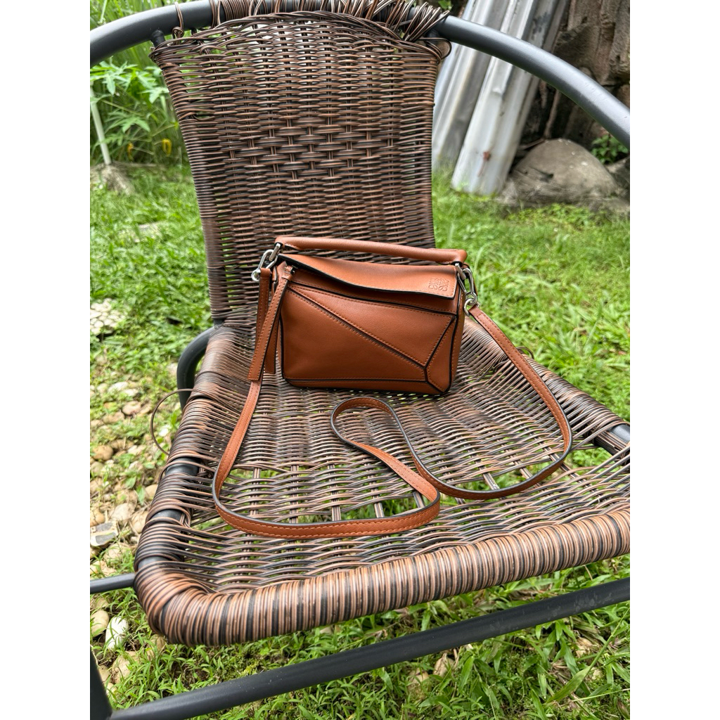 Loewe Puzzle Mini Tan 02 preloved