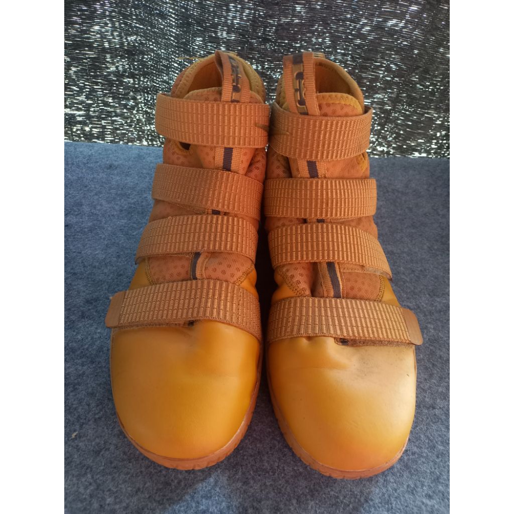 Sepatu Nike Lebron James Soldier 11 All Brown Premium Quality Second Ada Minus