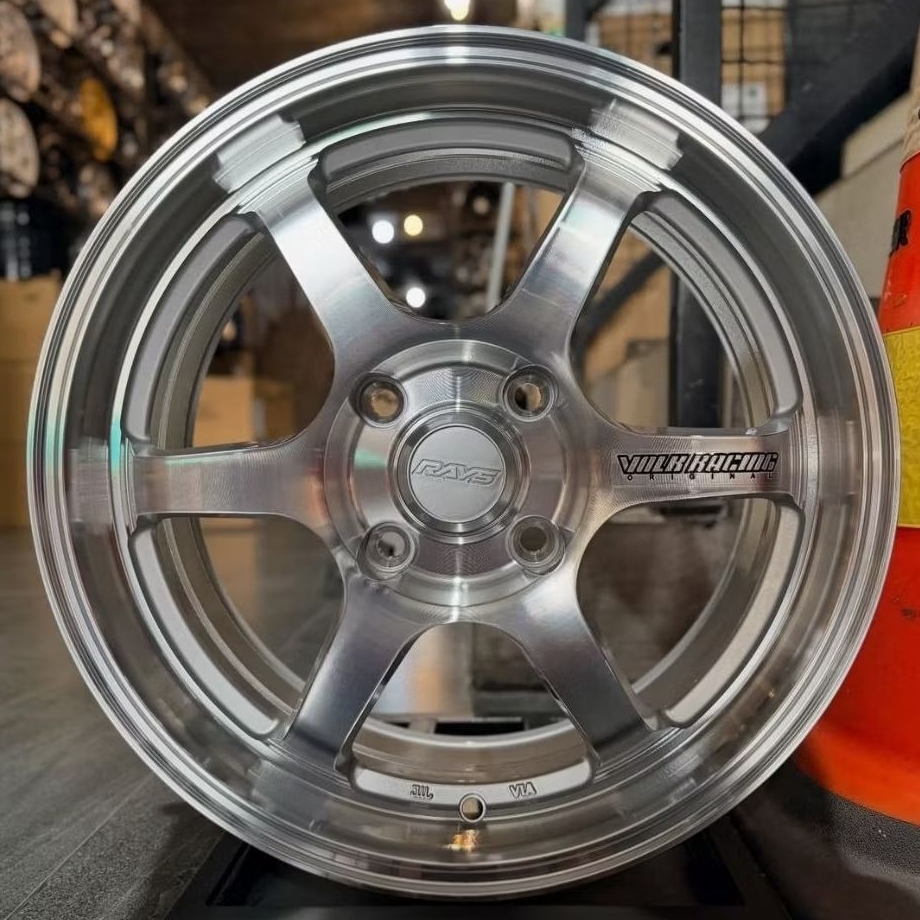 velg racing r16 lebar 7 VOLKRAYS TE37 PCD 4X114,3 ET 42 velg mobil ring 16 Grand livina kijang lgx a