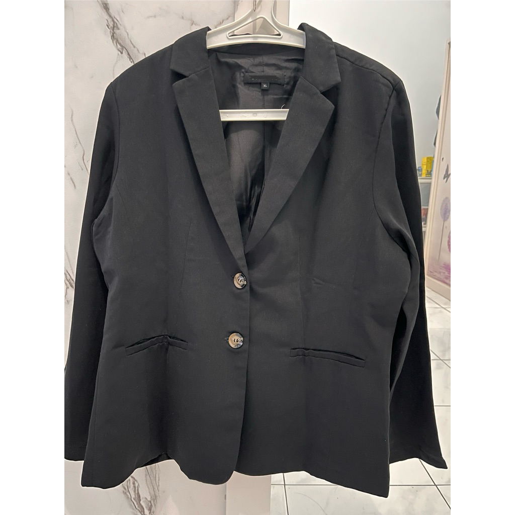 Preloved Blazer Hitam Outer Jas Wanita