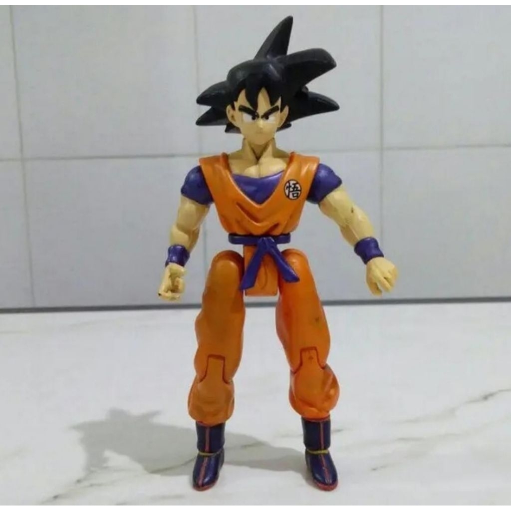 Figure Dragon Ball Goku merk Funs Ori