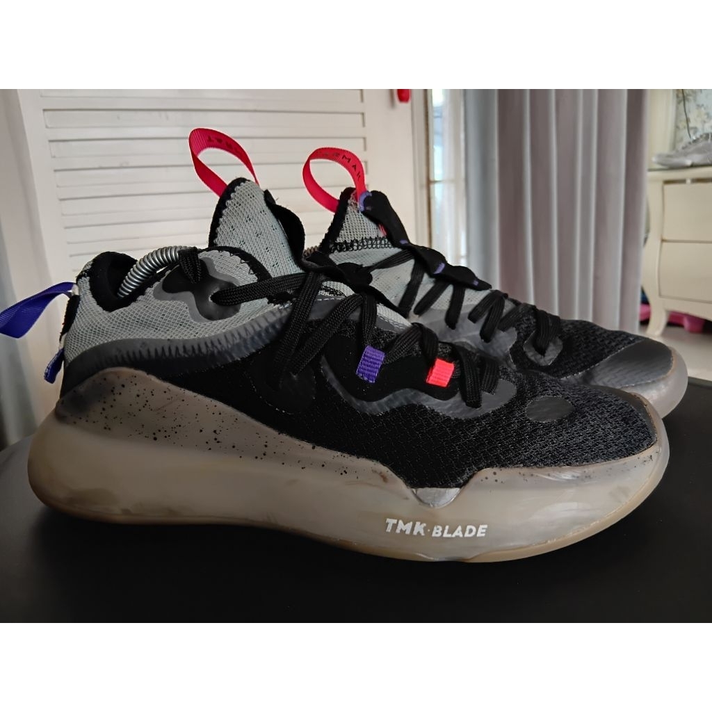 Sepatu Basket Tarmak elevate 500 seken kondisi original terbaik sz 42 insole 26,5 cm tapak masih gon