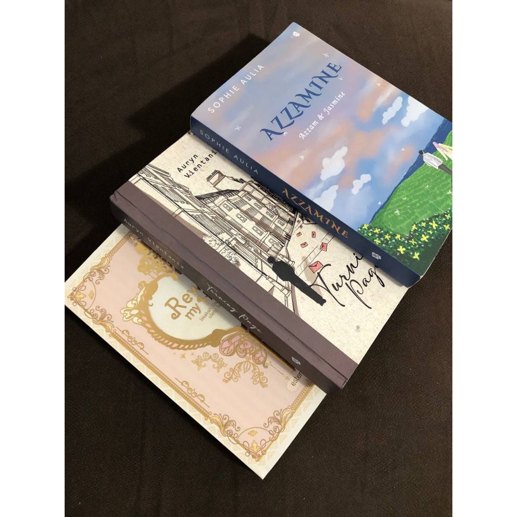 NOVEL PRELOVED TURNING PAGE, AZZAMINE, REWRITE MY HEART ORI