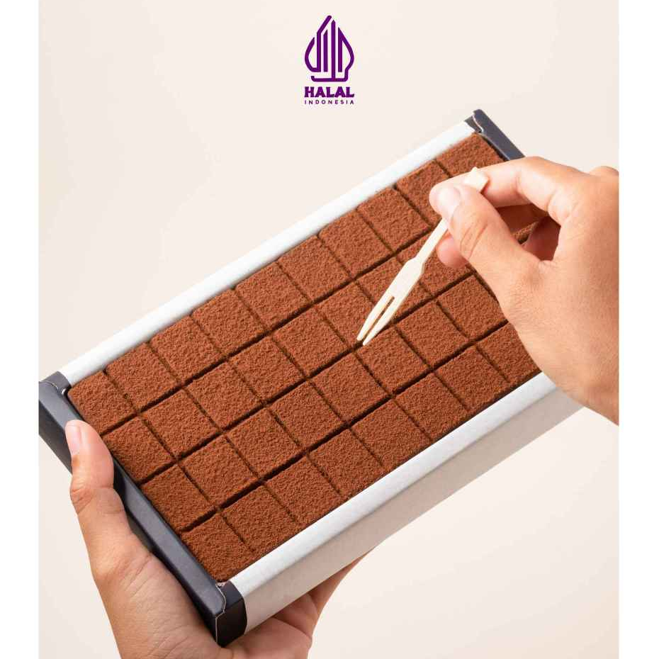 Falala Hazelnut Chocolate Large Box | Japanese Nama Chocolate Premium Bali