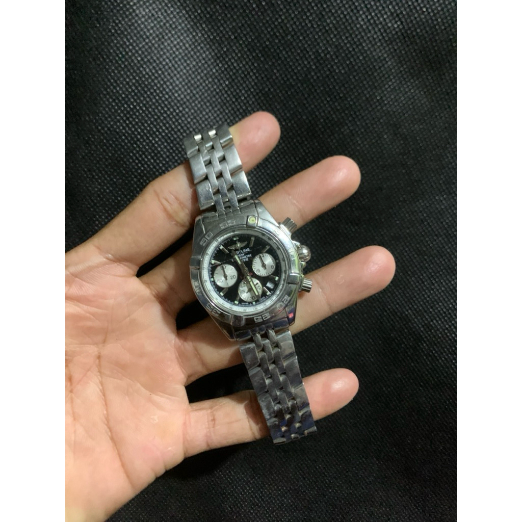 JAM TANGAN Breitling