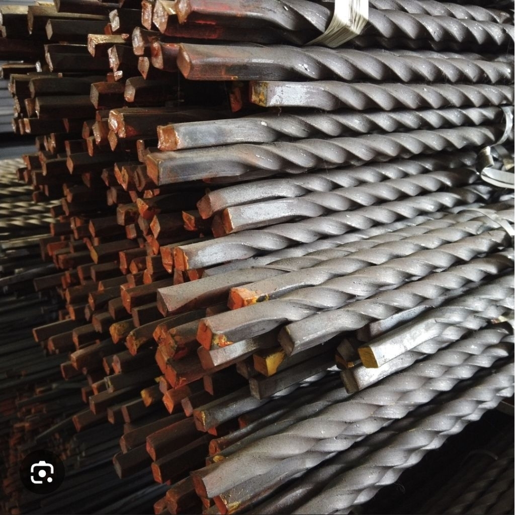 NAKO POLOS KOTAK DAN ULIR TRALIS JENDELA