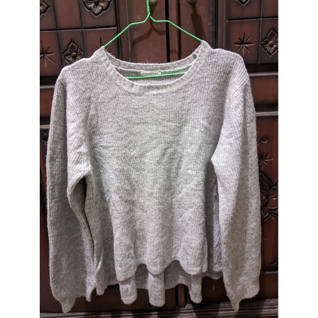 preloved sweater glacier