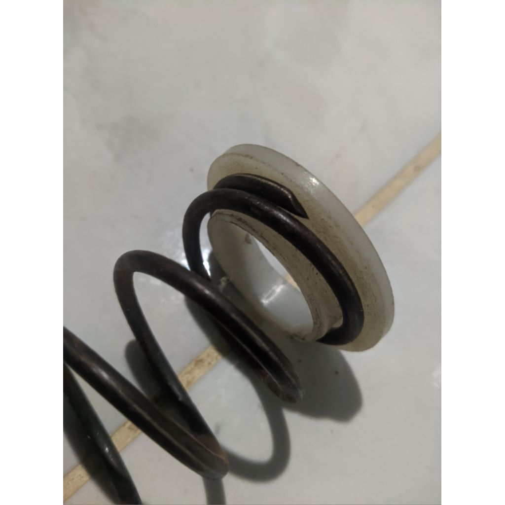 Bos anting shock breaker depan Suzuki A100