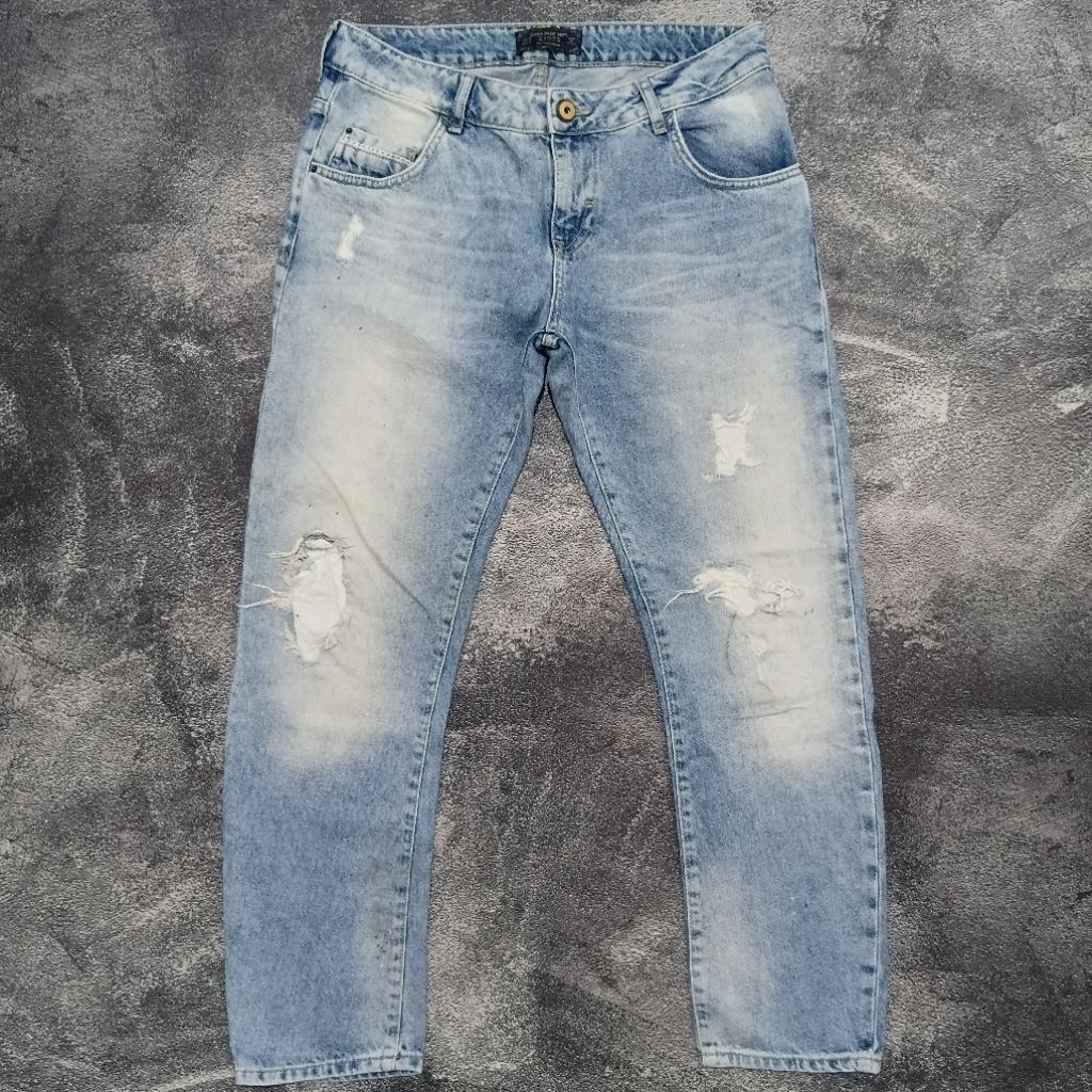 ZARA BASIC DENIM DEPT. Z1975 DISTRESSED JEANS (mohon baca deskripsi)