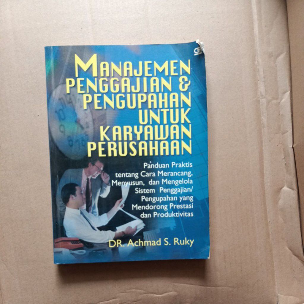 Manajemen Penggajian & pengupahan untuk karyawan perusahaan