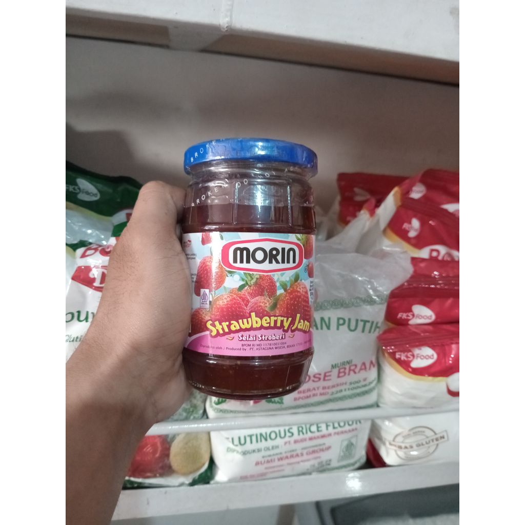 Morin selai strawberry 330 gram (selai stroberi morin)