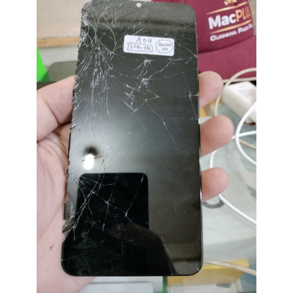 Sparepart Hp - Lcd Bekas Original Cabutan Samsung A04 : Minus Retak Kayak Di Foto