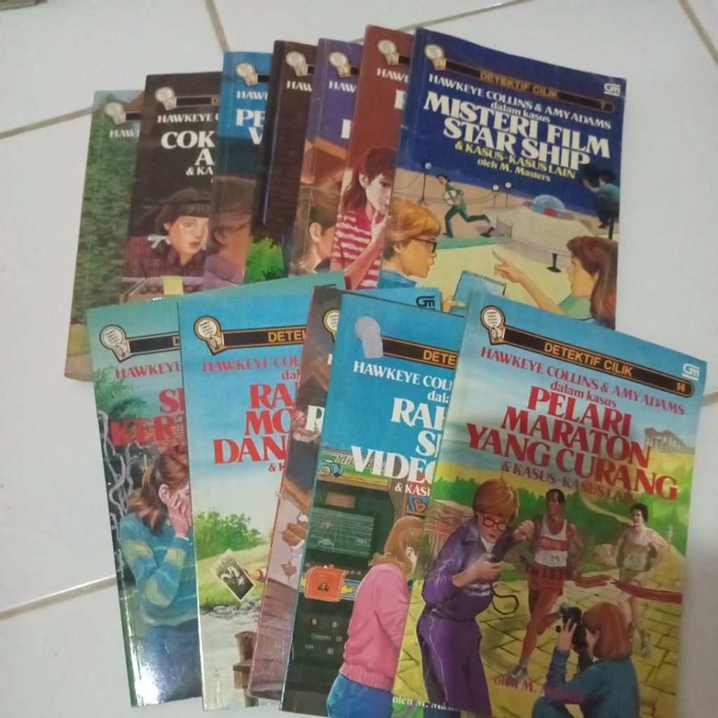 buku detektif cilik [ hawkeye collins & amy adam]