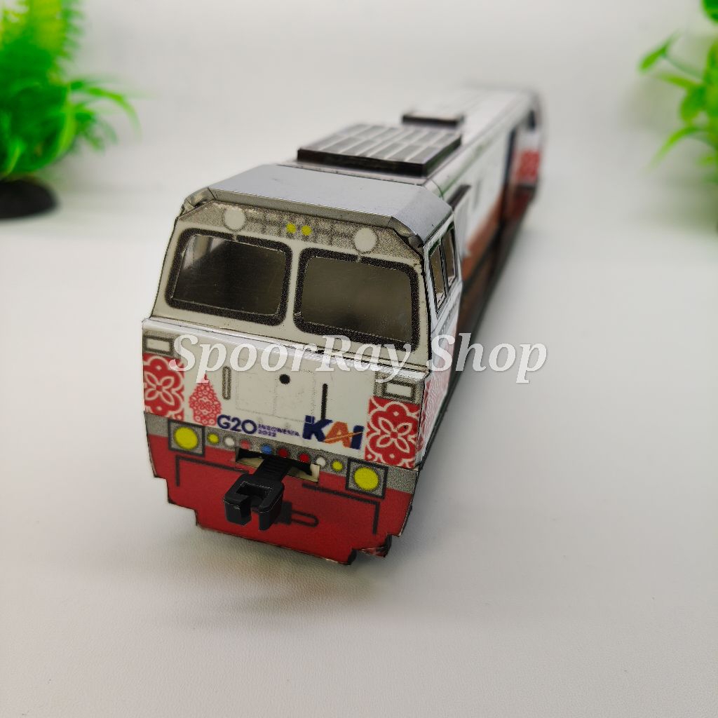 MINIATUR LOKOMOTIF CC 206 G20