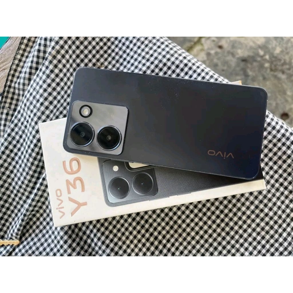 Jual hp vivo y36Ram 8 
Full set  kotak + cas
No minus