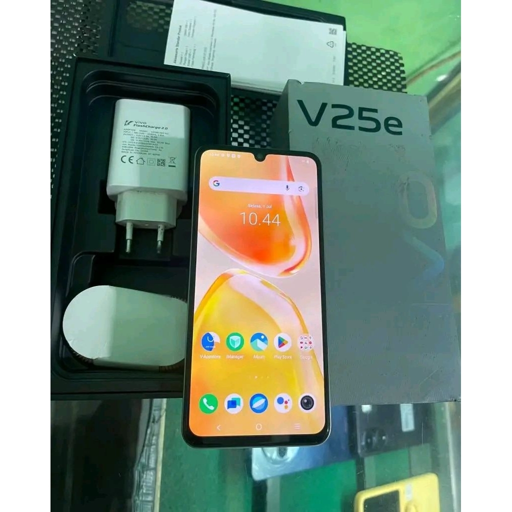 Dijual cepat HP Vivo V25e 8/128  Second mulus,