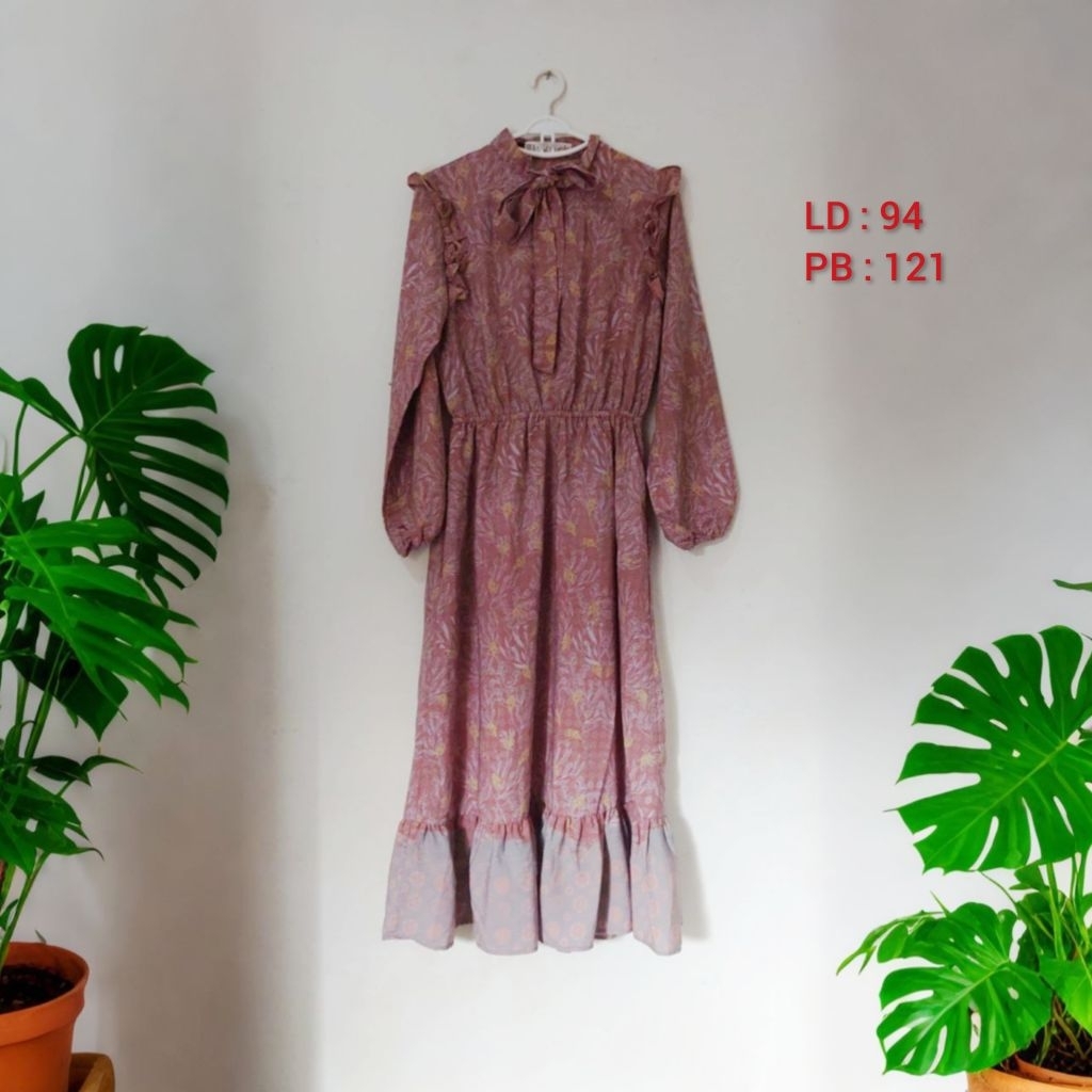 Preloved gamis zaskia mecca bia x cut meyriska