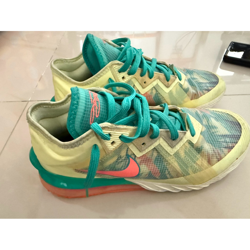 Sepatu basket Nike Lebron James like new