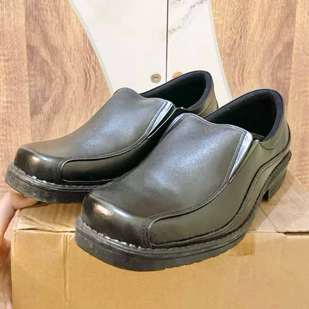 Sepatu Pria Pantofel Handmade Magetan Original size 41