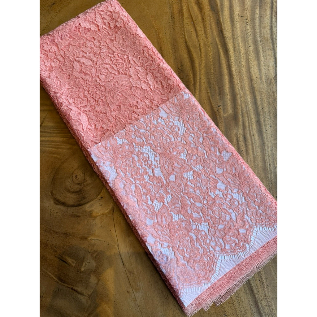 France Lace Cheekboutiquehouse