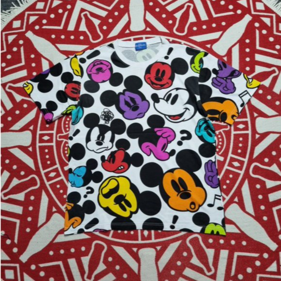 Tshirt Disney Resort Mickey Mouse Kaos AOP lengan pendek