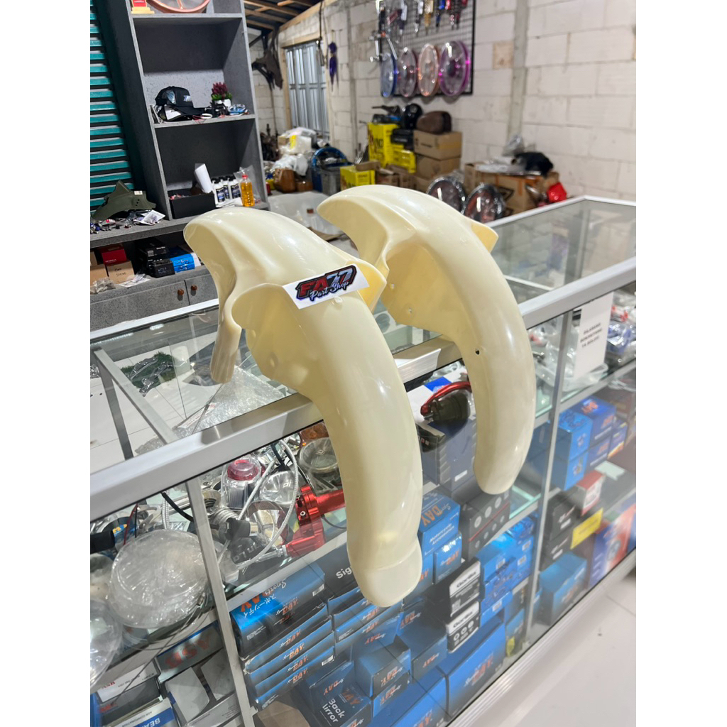 slebor depan leo gading model kepet