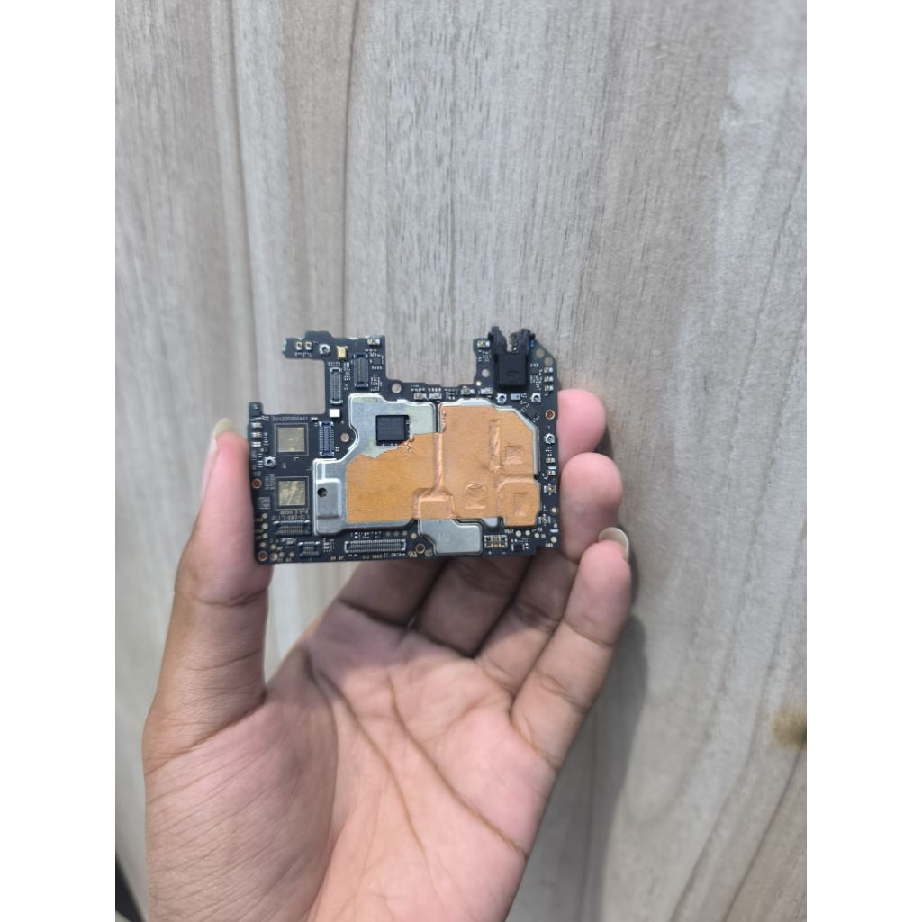 Mesin Redmi Note 10 5g Kondisi mati Cocok Buat Bahan Kanibalan